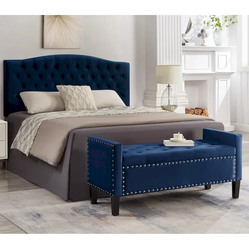 Banc de rangement capitonné avec garniture cloutée