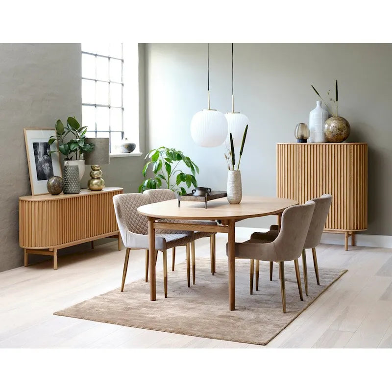 Enfilade arrondie avec portes coulissantes, style moderne du milieu du siècle, 63" de largeur, Naturel - 18"L x 63"l x 29"H