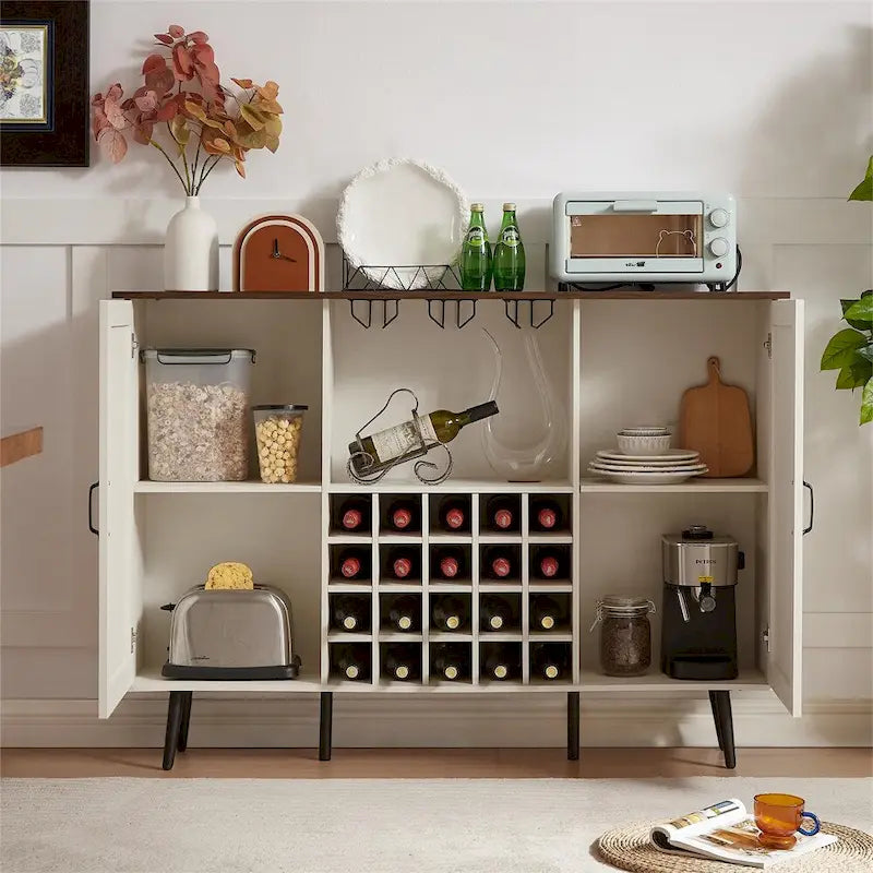 Meuble de bar d'angle en faux rotin avec porte de grange, range-bouteilles et porte-verres
